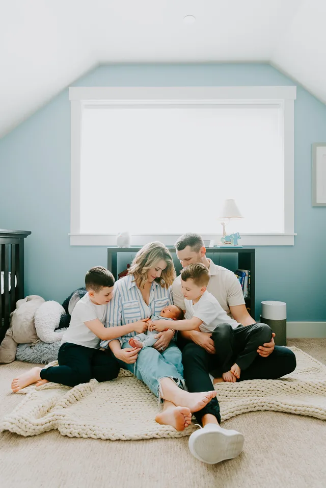 Bellevue Newborn Photographer